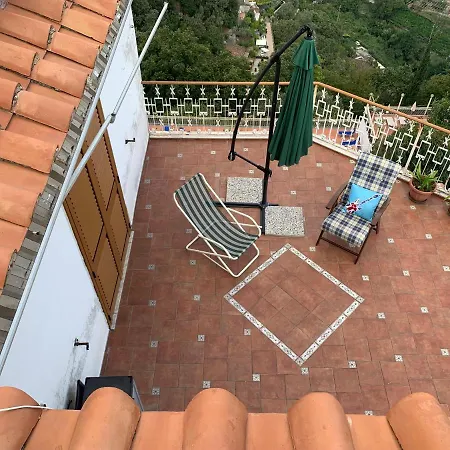 Holiday home The Stunning View Scala